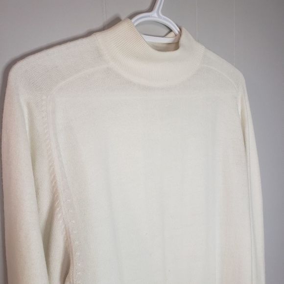 Vintage Cream White Mock Neck Sweater medium cowl neck - Picture 6 of 7